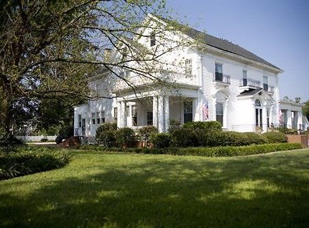 Simply Divine Hotel Dunn Exterior photo